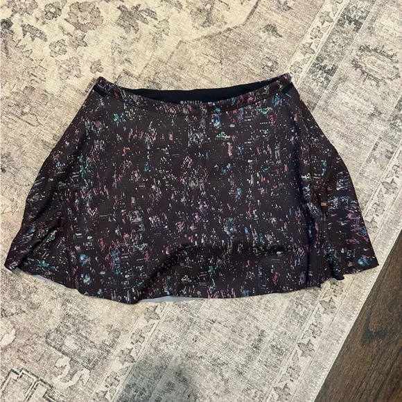 Athleta Match Point Skort in the "City Lights" print - Size XS - Picture 14 of 16